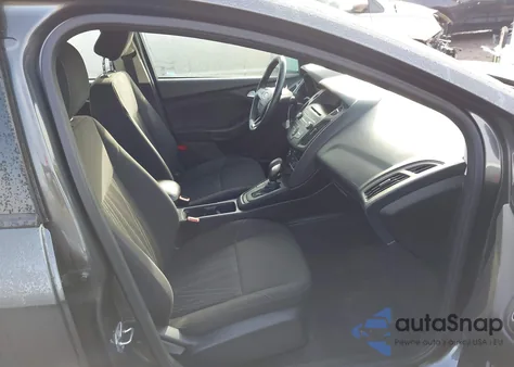 2017 Ford Focus Se z USA, uszkodzony, nr VIN 1FADP3FE5HL230280